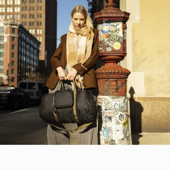 GoPac Green Men's Duffel Bag - Picture 7 of 7